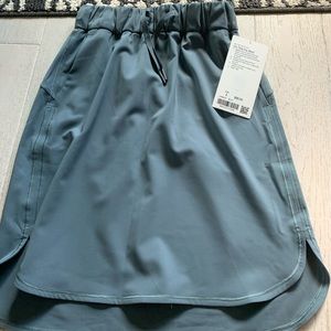 Lululemon hi-lo skirt